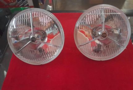 P700 Tripod Headlamp Pair